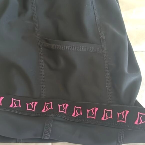 Skirt Sports Womens Padded Cycling Shorts Black Pink Sz L - Picture 5 of 9